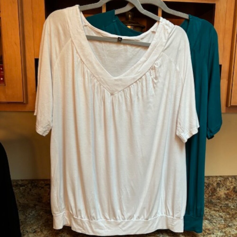 Ladies tops, size  1XL, white or teal